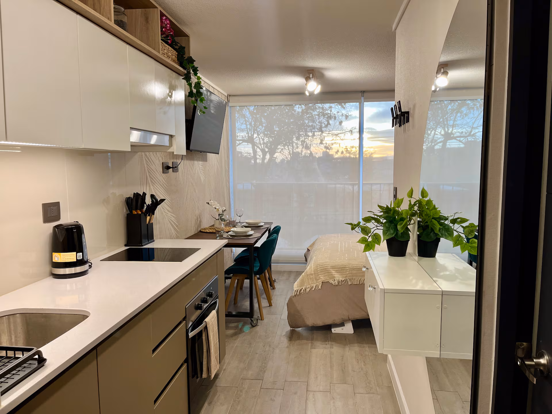 Estudio moderno | Check-in digital y totalmente equipado - Imagen 3